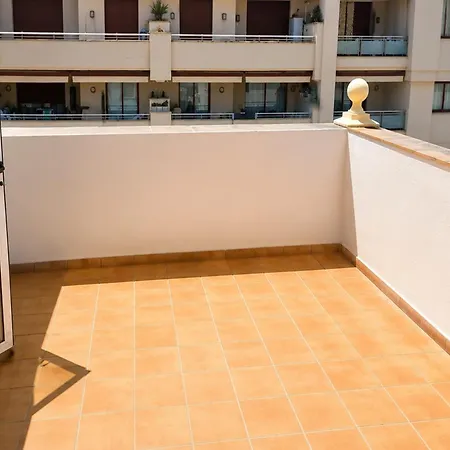 Sea View Flat By The Apartmán Marbella